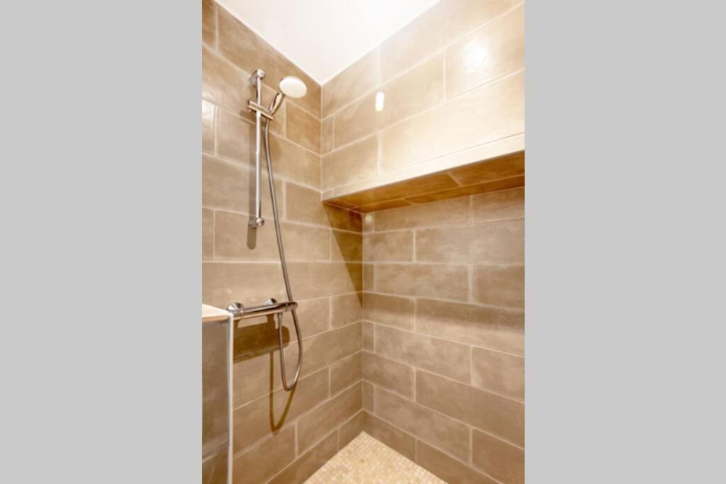 라쿠르드쉬르메르 Beau T3 *** Pour 2 A 4 Pers Avec Patio Privatif 아파트 외부 사진