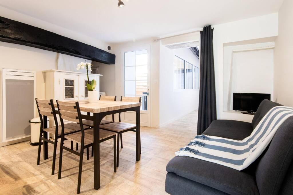 라쿠르드쉬르메르 Beau T3 *** Pour 2 A 4 Pers Avec Patio Privatif 아파트 외부 사진